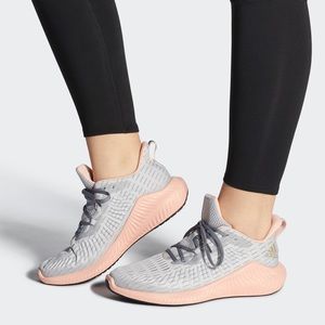NWT ADIDAS ALPHABOUNCE+ RUN SHOES